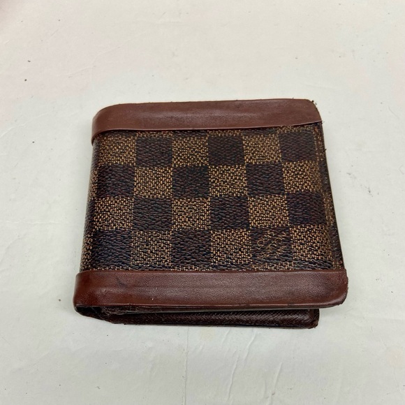 Louis Vuitton Damier Ebene Mens Credit Card Wallet (CA0044) - Picture 7 of 11